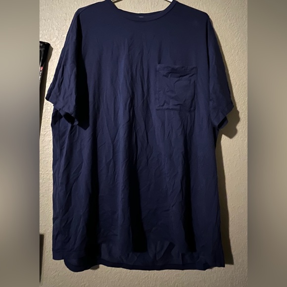 Lululemon Fundamental Pocket Tee - Picture 1 of 3